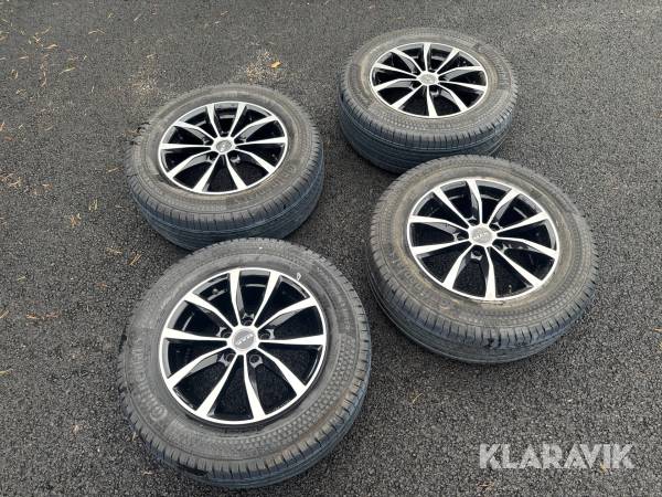 Sommardäck på fälg Continental 215/65R16 4st