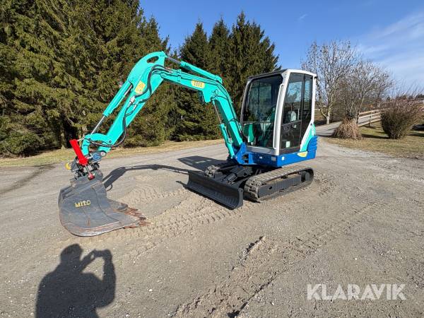 Grävmaskin IHI 28N3 med skopor