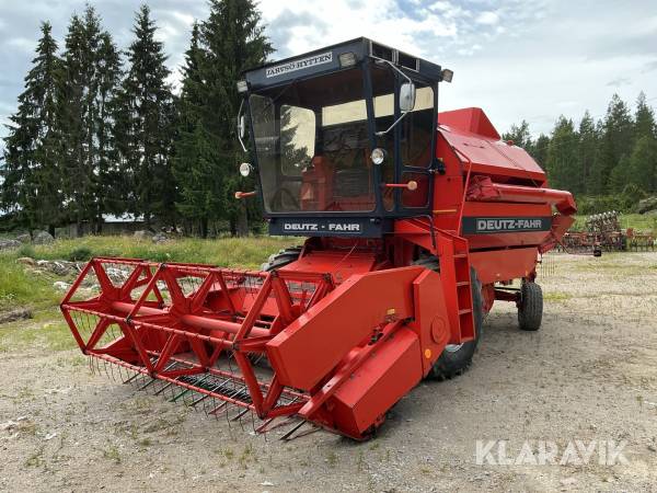Skördetröska Deutz-Fahr M980