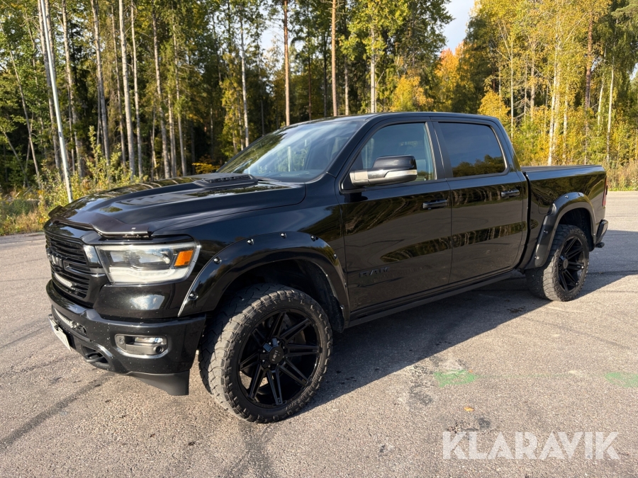 Pickup RAM 1500 Laramie 5.7 V8 HEMI dubbelhytt