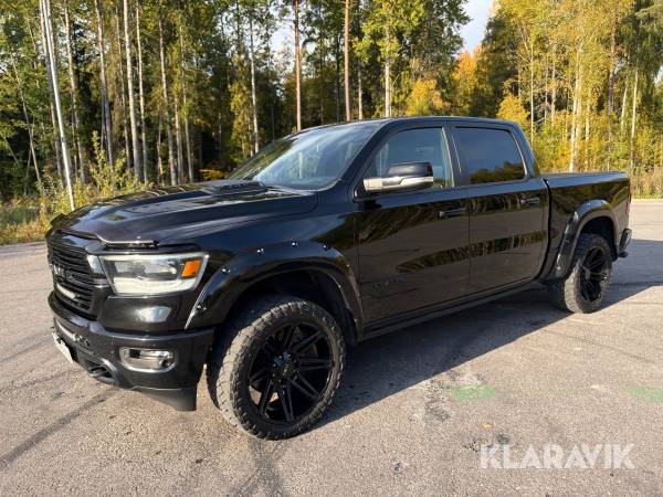 Pickup RAM 1500 Laramie 5.7 V8 HEMI dubbelhytt