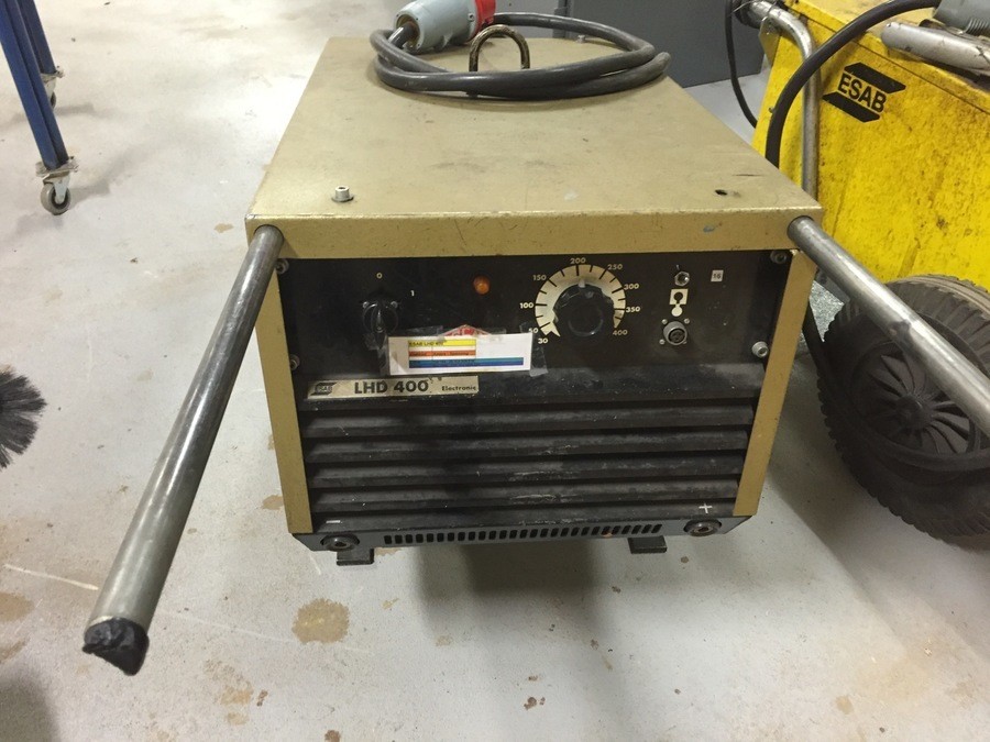  Pinnsvets / Svets  ESAB LHD 400  
