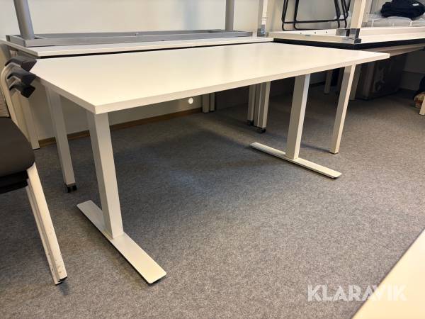 Skrivbord IKEA höj och sänkbart 2 st