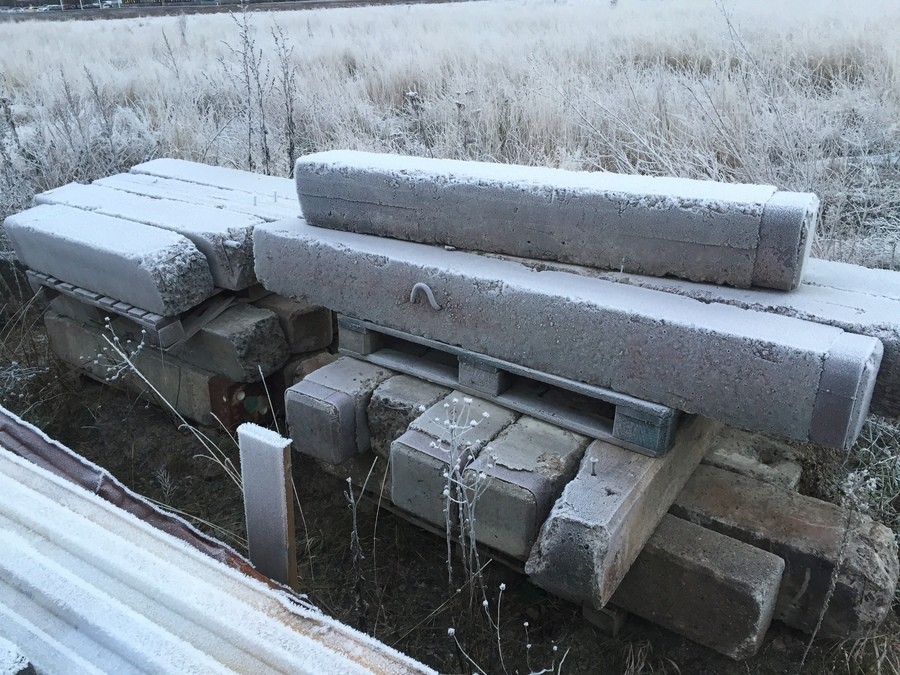 Pålkap/Betongpålar 23st