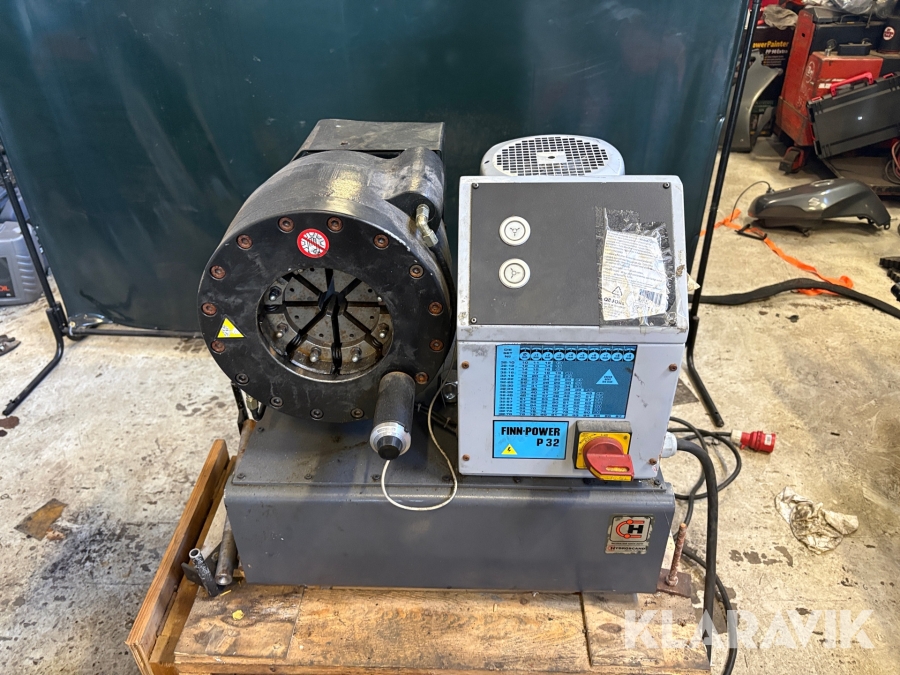 Slangpress Finn-power P32MS