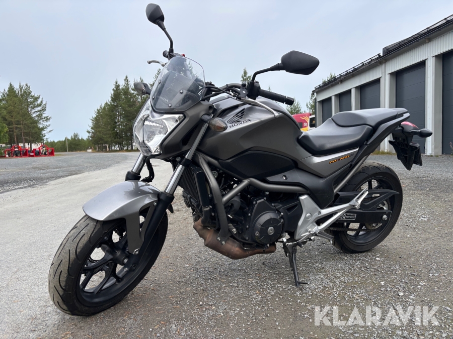Motorcykel Honda NC700S