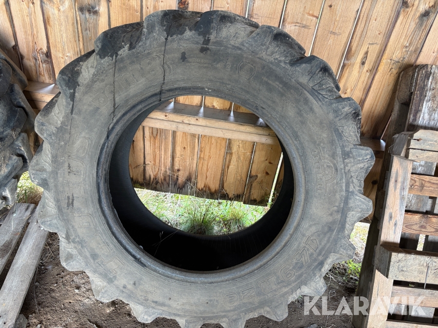 Däck Taurus 14.9 R28 1st