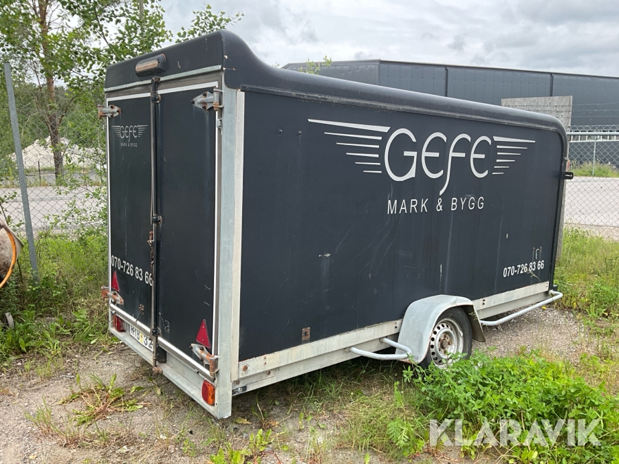 Personbilssläp Thule Trailergruppen 1000 skåpsläp