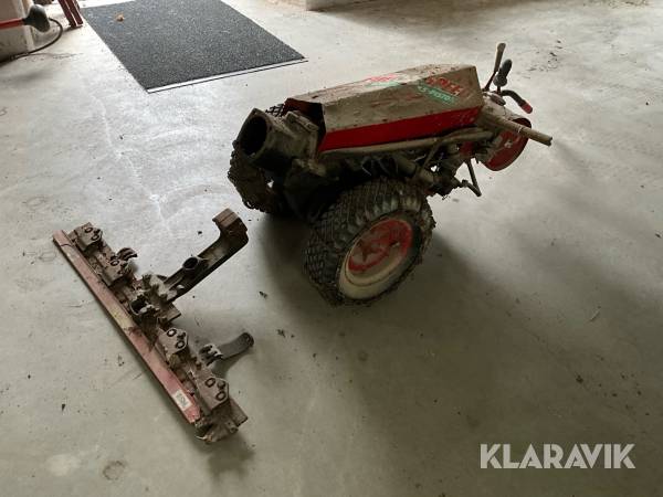 Redskapsbärare med klipp och fräs