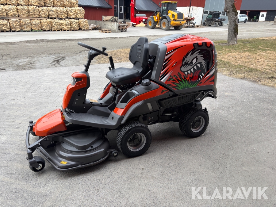 Gräsklippare med uppsamlare Husqvarna RC320Ts AWD