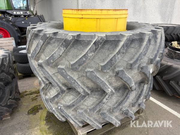 Dubbelmontage bak Trelleborg 650/85R38