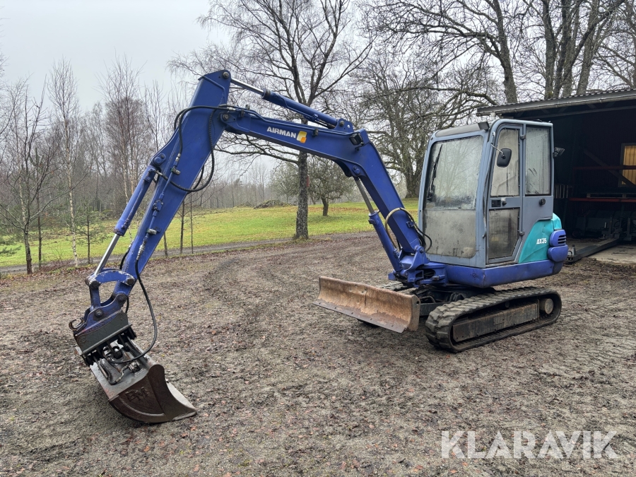 Grävmaskin Airman AX35-2