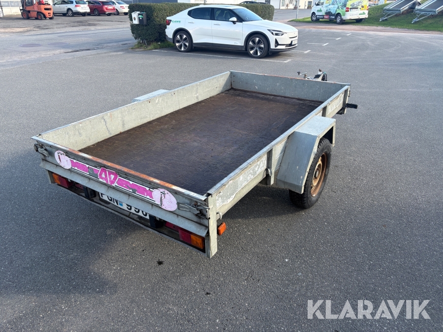 Personbilssläp Tiab 2410