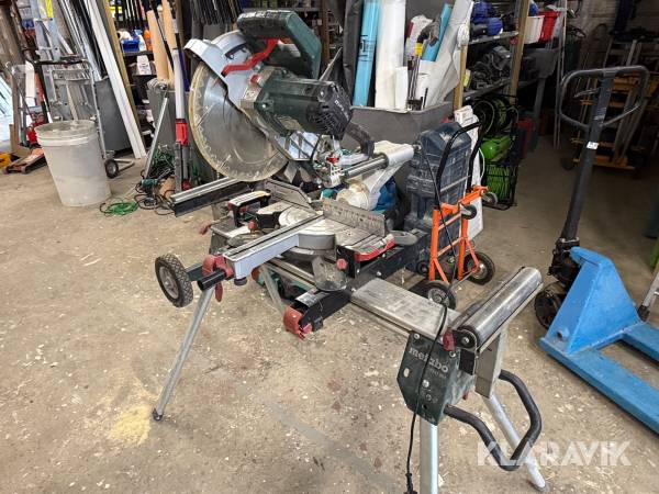 Kap och gersåg Metabo KGS305M