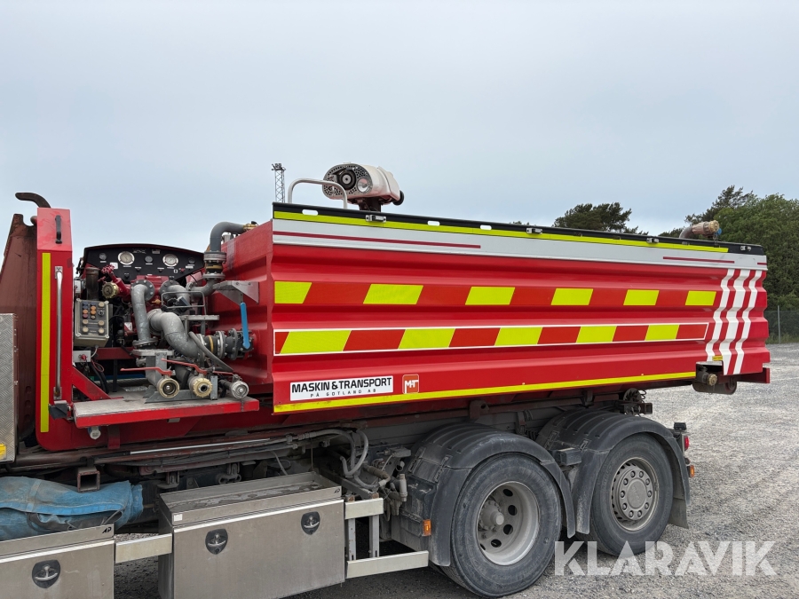 Tank med vattenkanon på växlarram Sala 10m3 Rosenbauer RM25E