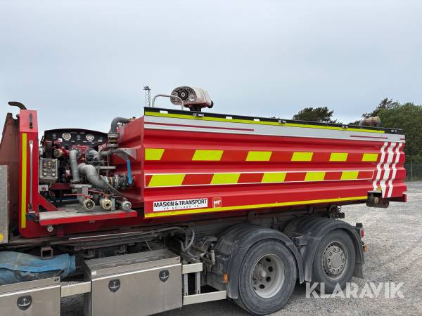 Tank med vattenkanon på växlarram Sala 10m3 Rosenbauer RM25E