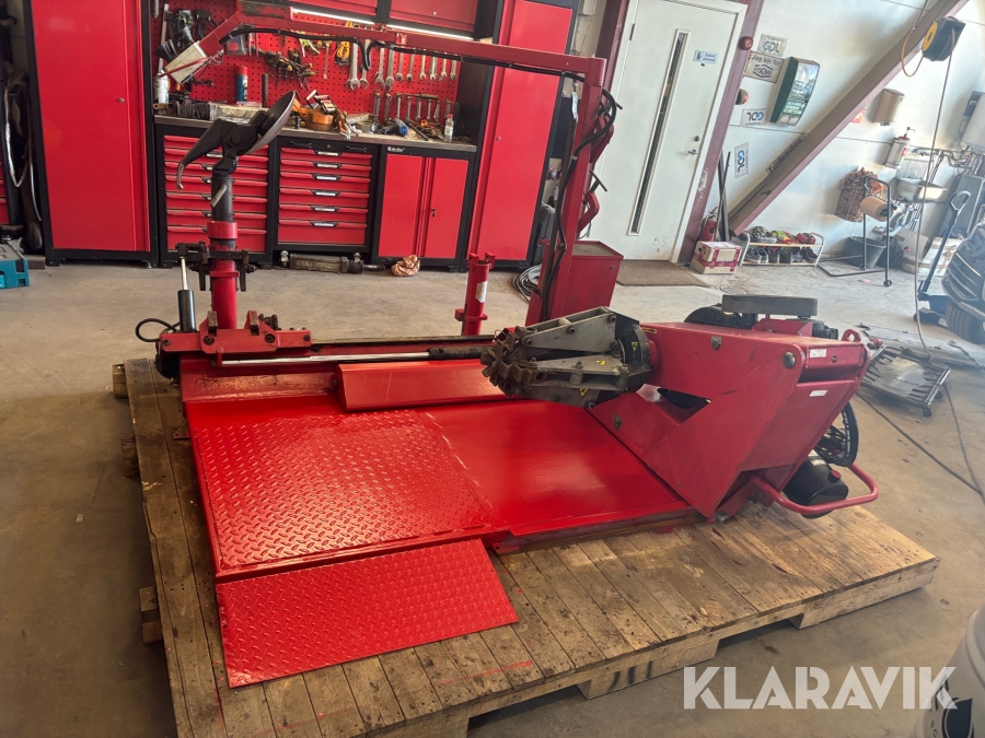 Däckmaskin Mondolfo Ferro TBE 156 S PRO