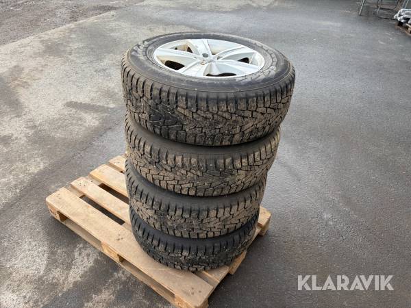 Vinterhjul Nokian 245/65 R17 4st
