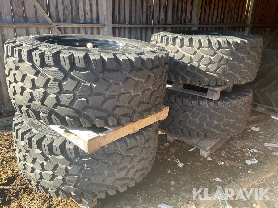 Däck på fälg Huddik / Lännen Nokian Ground Kare 620/60B34