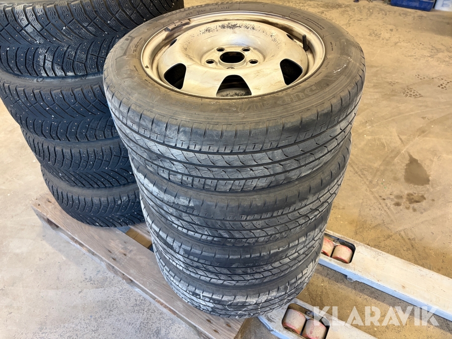 Däck & fälg Bridgestone Duravis 215/60R17C-5/120 4st