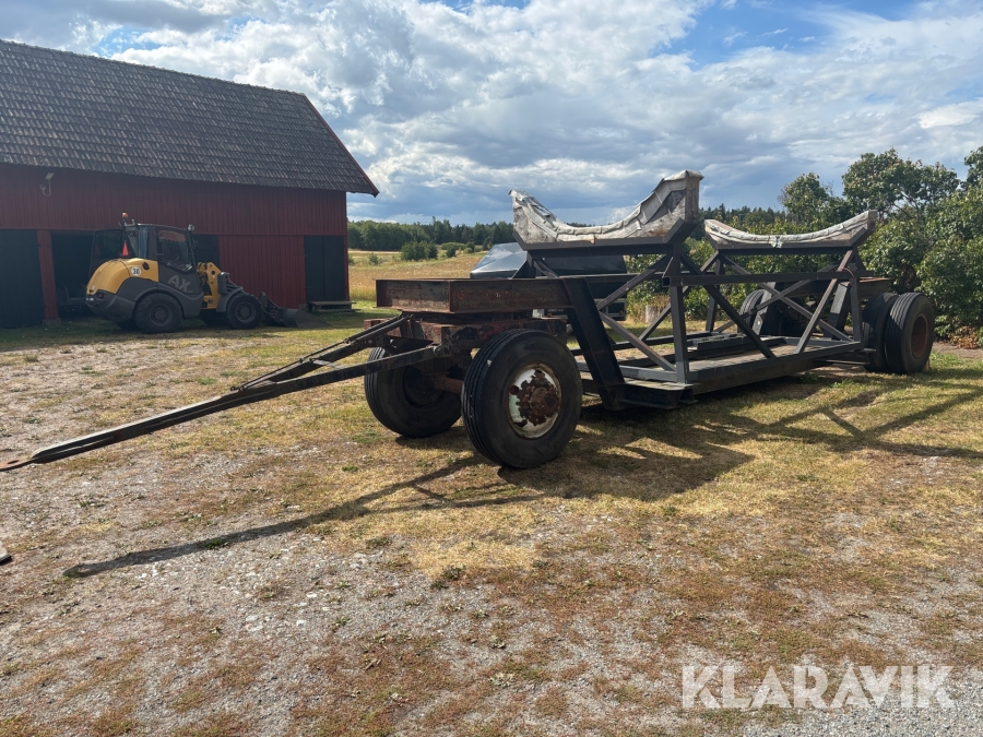 Båtvagn med vagga