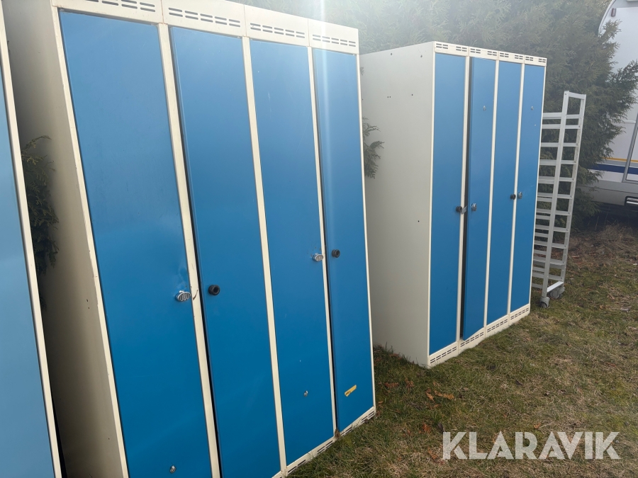 Omklädningskåp 2st