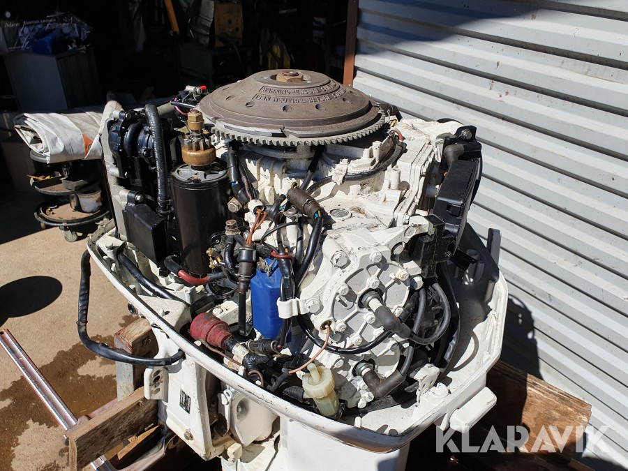 Båtmotor Utombordare Johnson V4 90 HP VRO