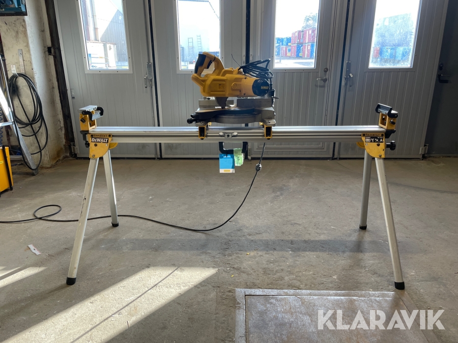 Kap&geringsåg, sågbänk Dewalt DWS777, DE7023