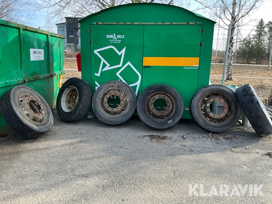 Lastbilsdäck med fälg 6 st