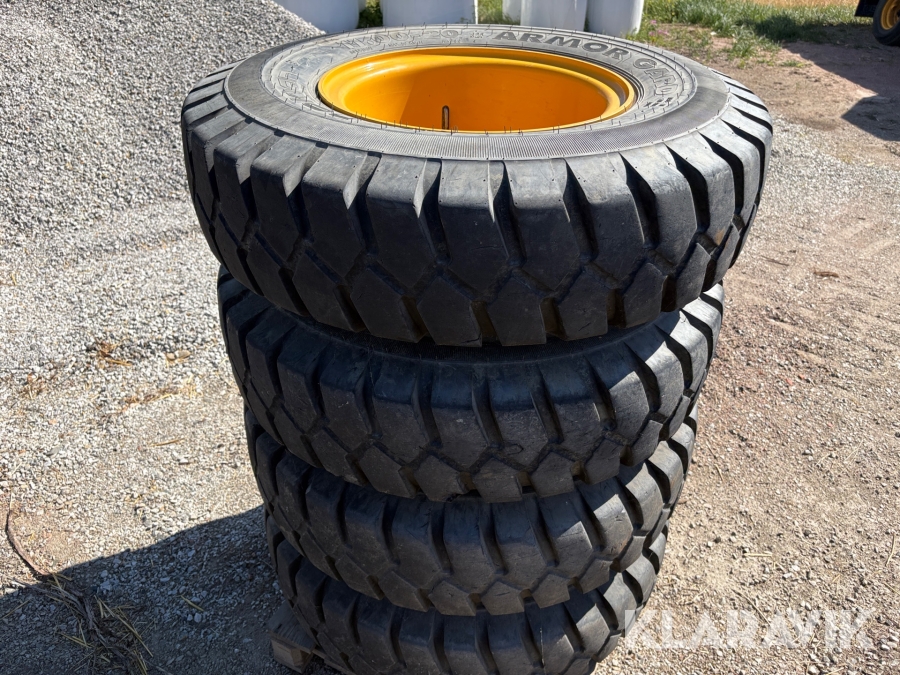 Grävardäck Nokian Armor Gard 11.00-20