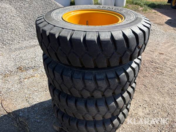 Grävardäck Nokian Armor Gard 11.00-20