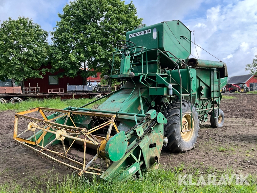 Skördetröska Volvo BM S-1000A