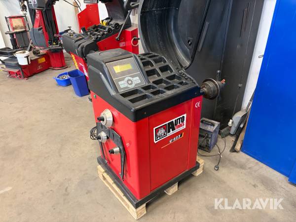 Däckbalanseringsmaskin Pela U822