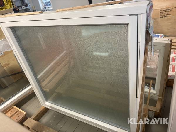 Fönster 140*130 1st