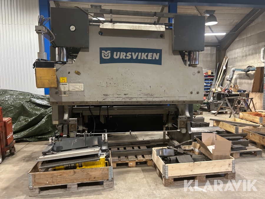 Kantpress Ursviken EXPCNC 7300 250 3,1/2,55 med mycket verktyg
