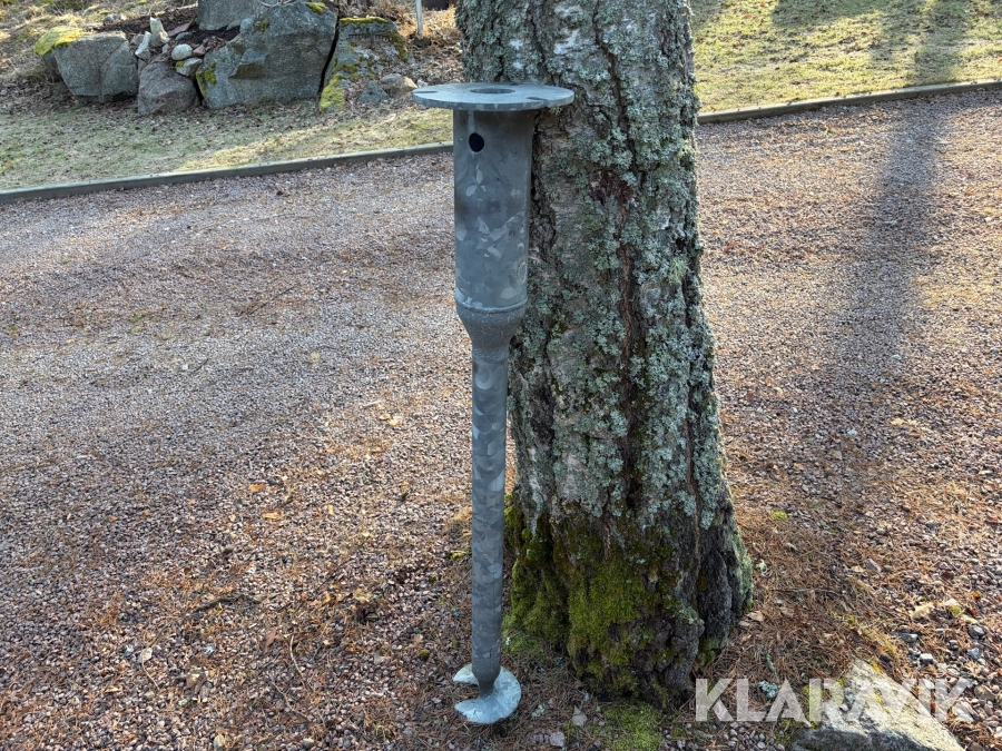 Markskruv för flaggstång Ortkivi