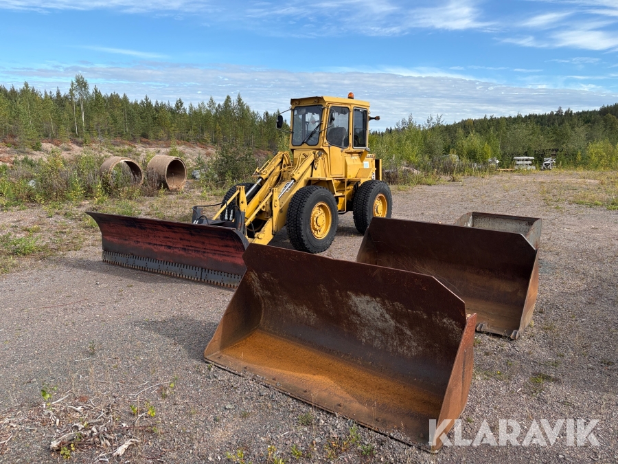 Hjullastare Caterpillar 910 med tillbehör