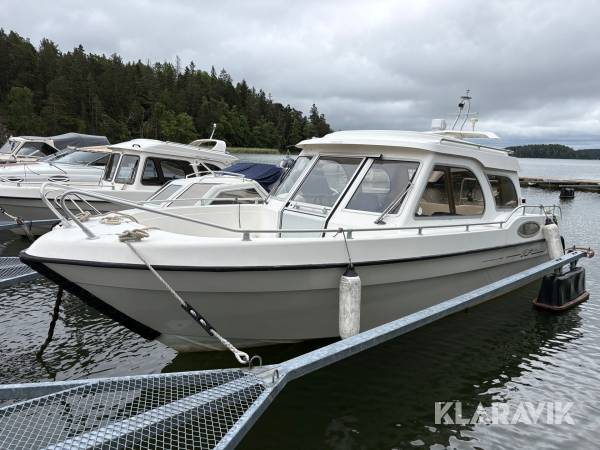 Motorbåt TG 7200