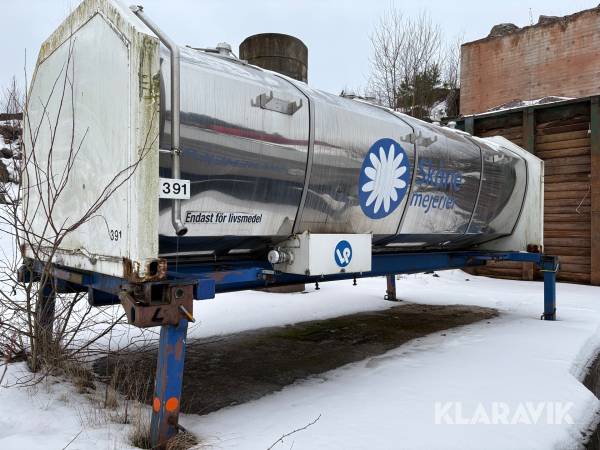 Mjölktank / vattentank på containerflak