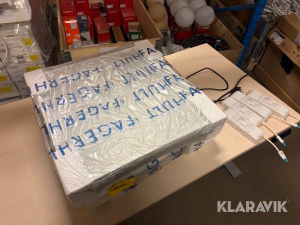 Belysningsarmatur Fagerhult Multilum slim delta 5st