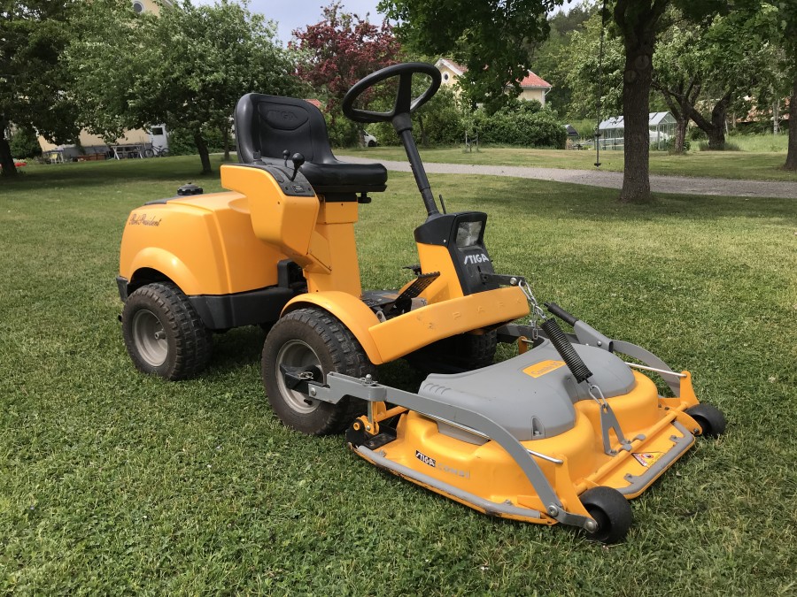 Åkgräsklippare Stiga Park President