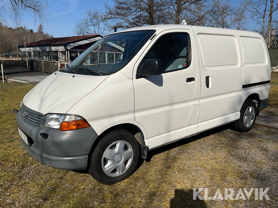 Skåpbil Toyota HiAce Automat
