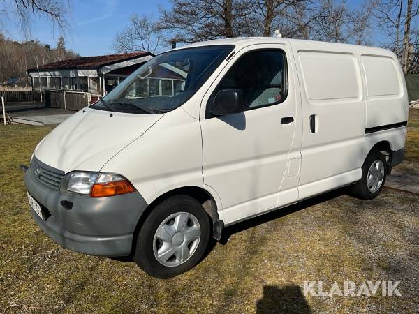 Skåpbil Toyota HiAce Automat