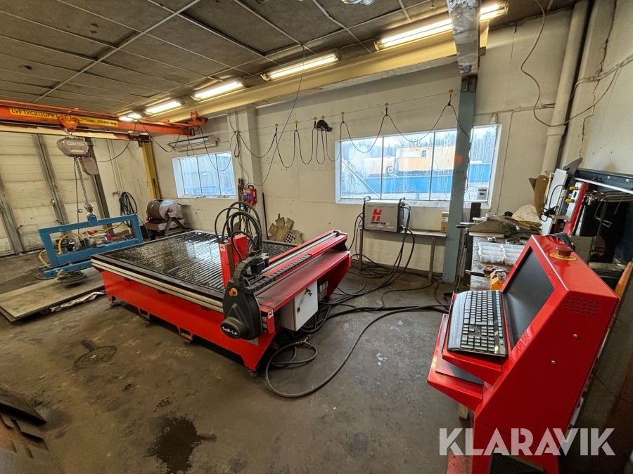 Plasmabord med lyftanordning och tillbehör SwiftCut 2500WT
