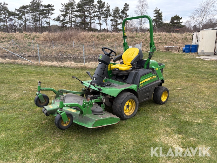 Åkgräsklippare John Deere 1550 Terraincut