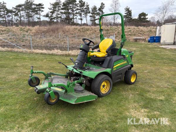 Åkgräsklippare John Deere 1550 Terraincut