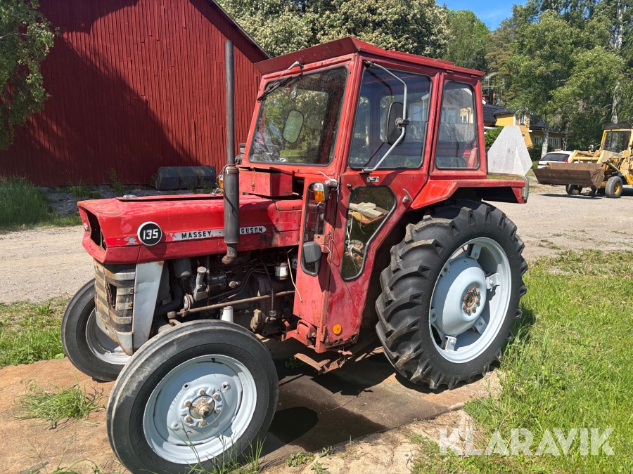 Veterantraktor Massey Ferguson 135