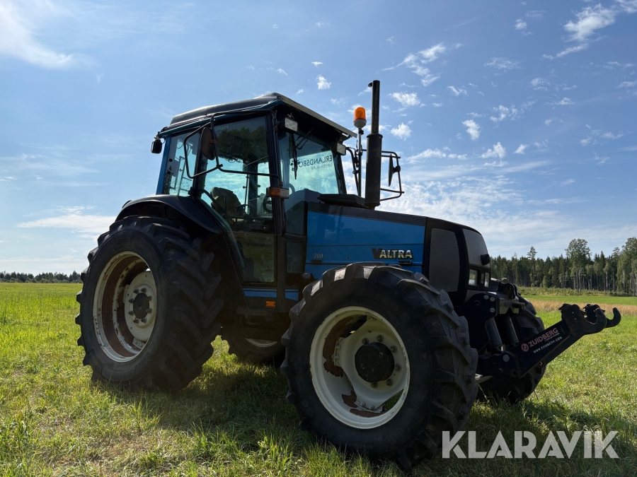 Traktor Valtra Valmet 700 4x4