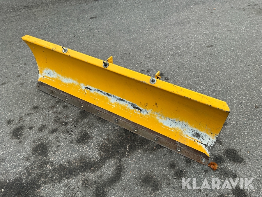 Snöplog P.Olssons LBL140