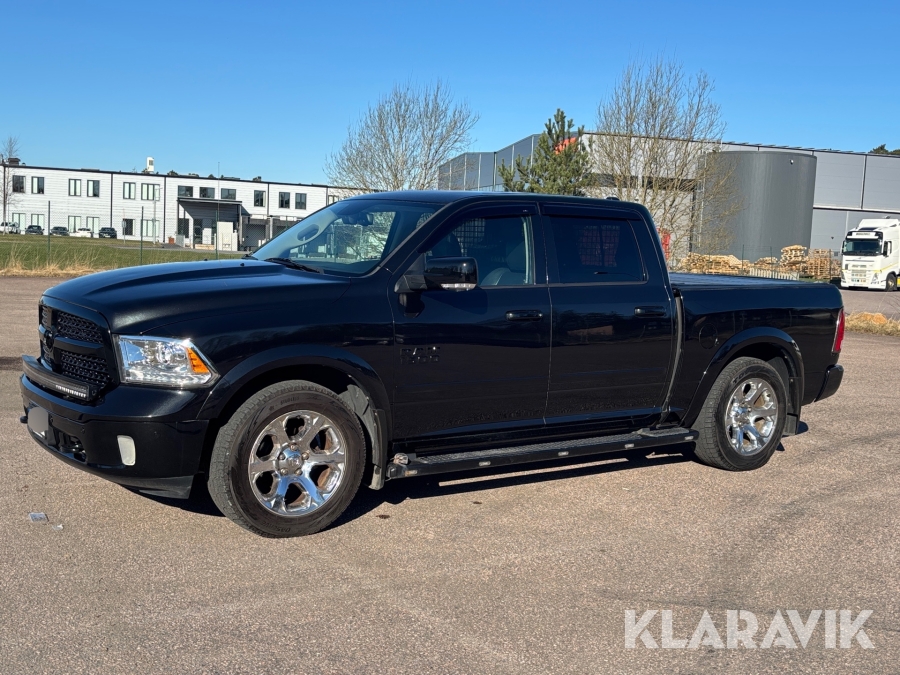 A-Traktor Dodge Ram 1500 Crew Cab V6 EcoDiesel 4x4 TorqueFlite